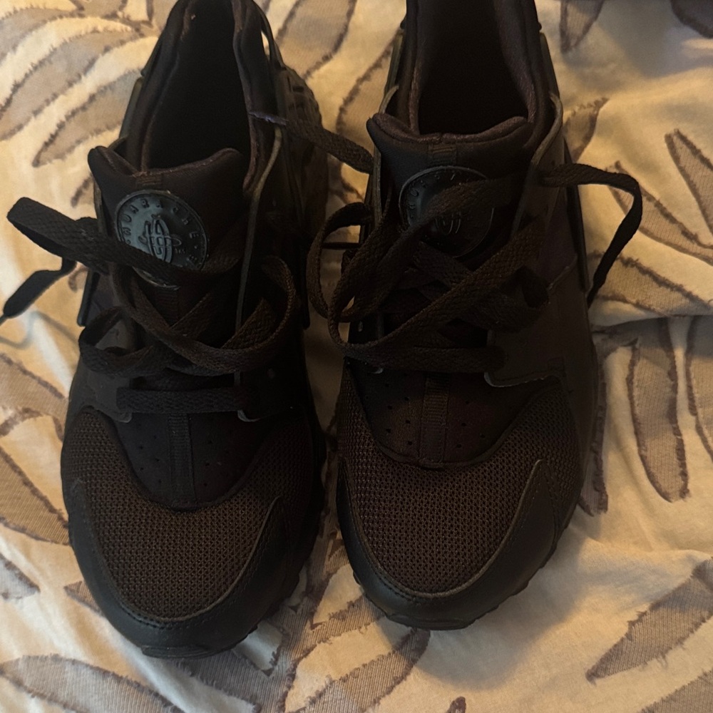 Nike Kids Black Sneakers